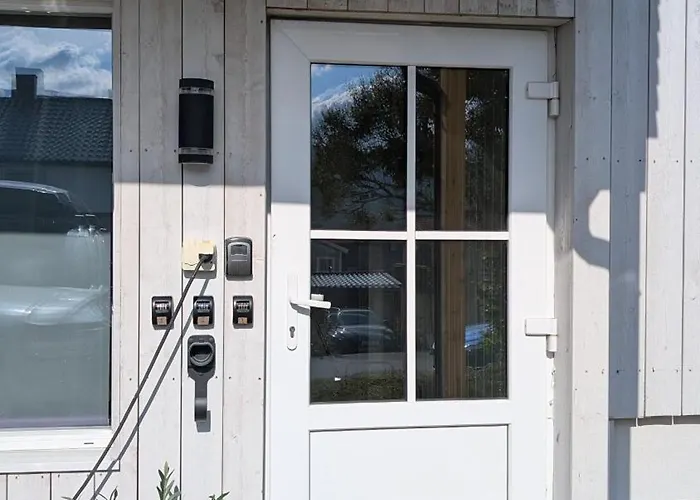 아파트 Small Cosy And Fully Equipped With The Possibility To Rent A Car *